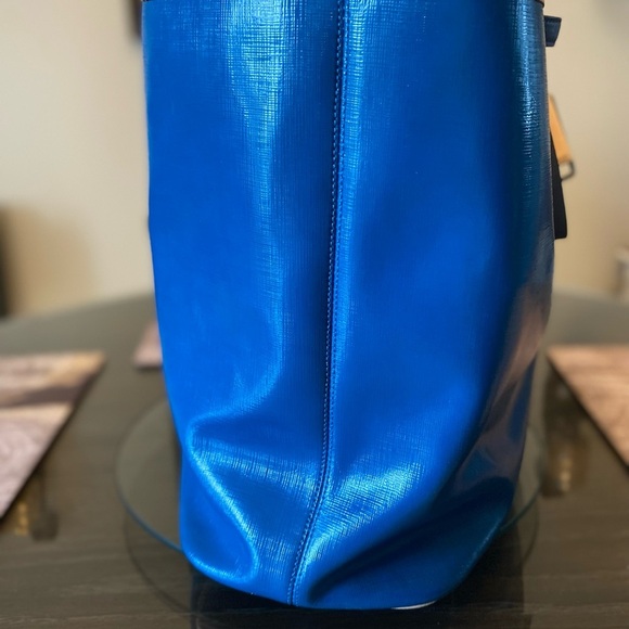 Coach Vibrant Blue and Cream Tote Bag - Picture 3 of 8